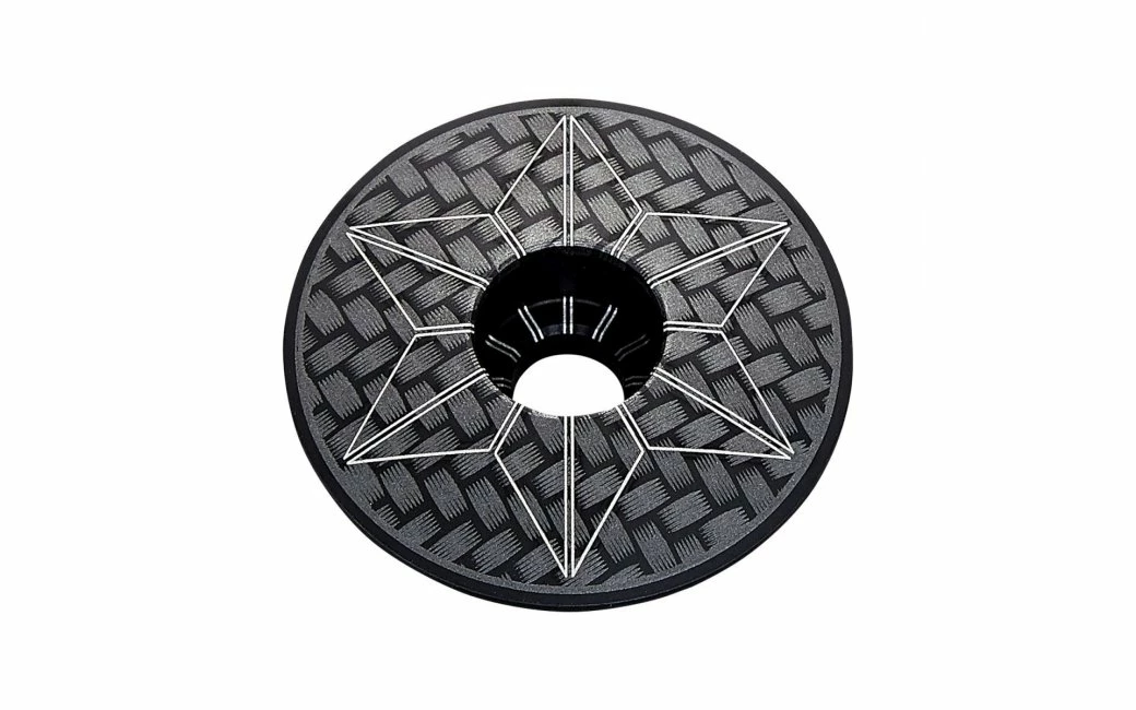 Capot De Jeu De Direction SUPACAZ Star Capz Anodized Carbon - 2021 3 Capot De Jeu De Direction SUPACAZ Star Capz Anodized Carbon - 2021