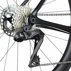 Vélo Route CANNONDALE SuperSix EVO Carbon Disc Ultegra Di2 - Noir - 2023 -Pièces Route Boutique velo route cannondale supersix evo carbon disc ultegra di2 noir 2023 4