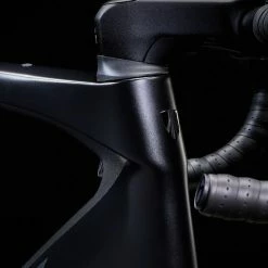 Vélo Route Trek Domane SL 6 Noir - 2023 11 Vélo Route Trek Domane SL 6 Noir - 2023 -Pièces Route Boutique velo route trek domane sl 6 noir 2023 3