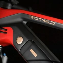 VTT électrique Rotwild RX375 PRO Rouge/Noir - 2023 9 VTT électrique Rotwild RX375 PRO Rouge/Noir - 2023 -Pièces Route Boutique vtt electrique rotwild rx375 pro rougenoir 2023 3