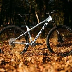 VTT Loisir SUNN Tox S1 29" Blanc - 2022 10 VTT Loisir SUNN Tox S1 29" Blanc - 2022 -Pièces Route Boutique vtt loisir sunn tox s1 29 blanc 2022 3