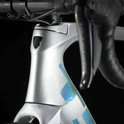 Vélo De Route TREK Emonda SL 7 Blanc/Holographic - 2023 -Pièces Route Boutique velo de route trek emonda sl 7 blancholographic 2023 3