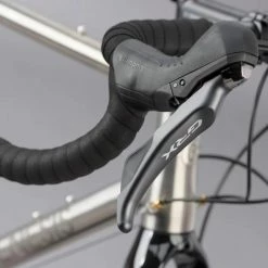 Genesis Bike Vélo Gravel Genesis Croix De Fer Titane Gris - 2022 10 Genesis Bike Vélo Gravel Genesis Croix De Fer Titane Gris - 2022 -Pièces Route Boutique velo gravel genesis croix de fer titane gris 2022 2