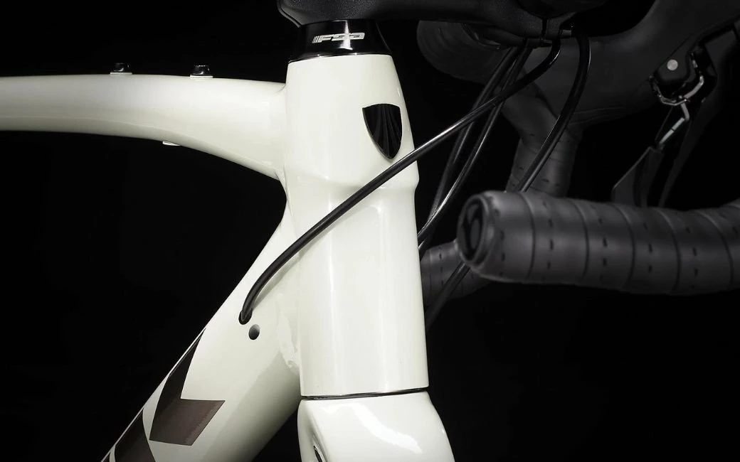 Vélo Gravel TREK Checkpoint ALR 5 Blanc/Noir - 2023 6 Vélo Gravel TREK Checkpoint ALR 5 Blanc/Noir - 2023 – Image 4