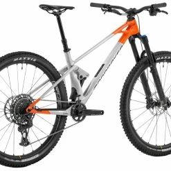 VTT MONDRAKER Raze Carbon R Gris/Orange - 2023 7 VTT MONDRAKER Raze Carbon R Gris/Orange - 2023 -Pièces Route Boutique vtt mondraker raze carbon r grisorange 2023 2