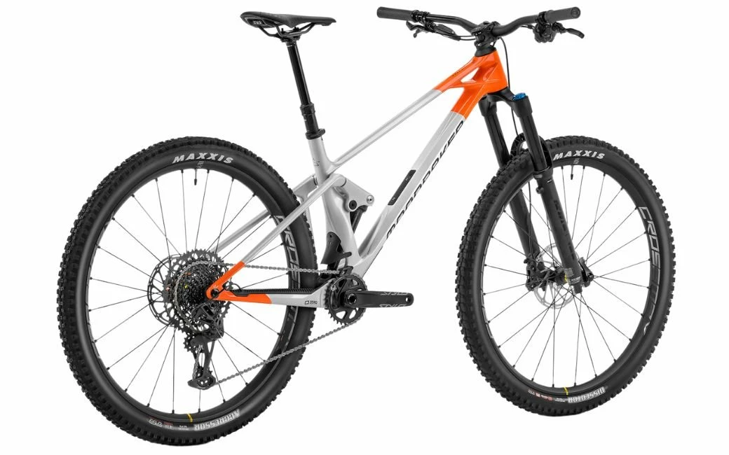 VTT MONDRAKER Raze Carbon R Gris/Orange - 2023 5 VTT MONDRAKER Raze Carbon R Gris/Orange - 2023 – Image 3